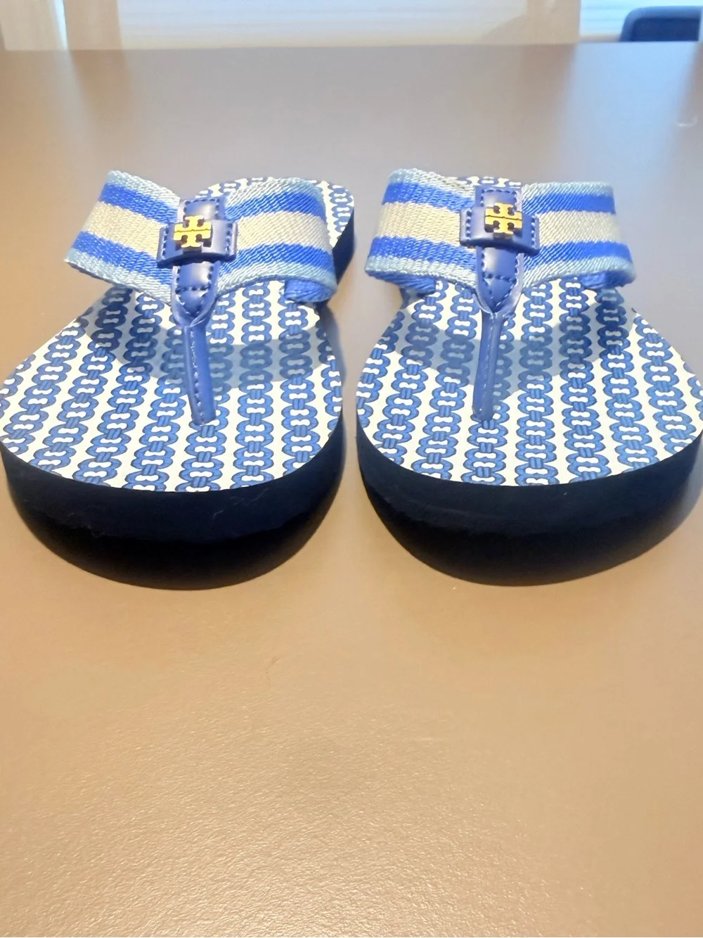 Tory Burch Gemini Link Stripe Fabric Flip Flop Blue White Size 8